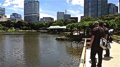 Foreign travelers visit Hamarikyu Gardens in Tokyo.